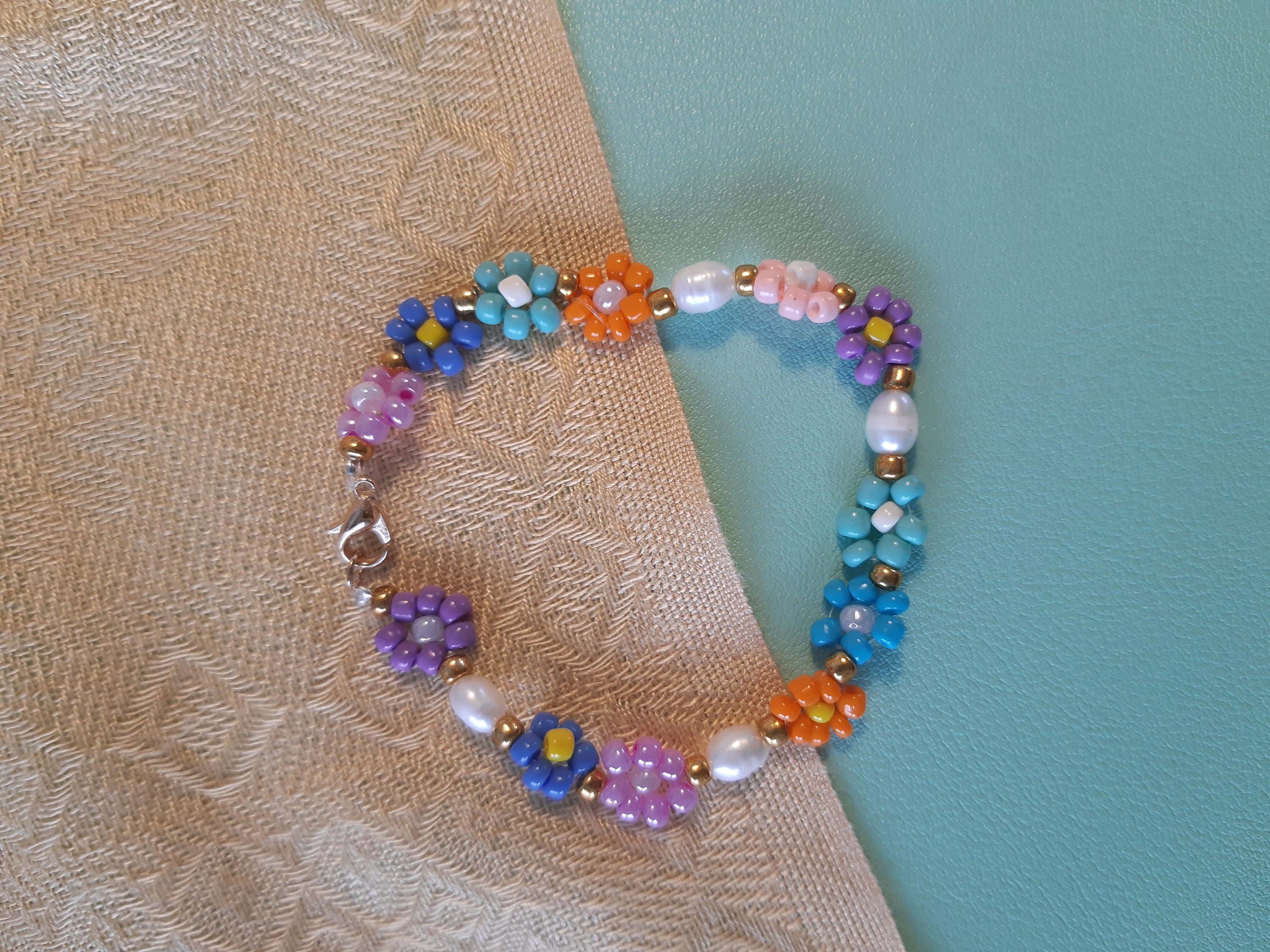 flower bracelet tutorial, diy seed bead bracelet, flower bead bracelet -  YouTube