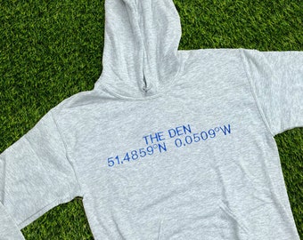 Felpa con cappuccio The Den - Millwall FC - Calcio - Regalo di calcio - Millwall - Felpa con cappuccio da calcio - Regali per lo stadio - Coordinate dello stadio