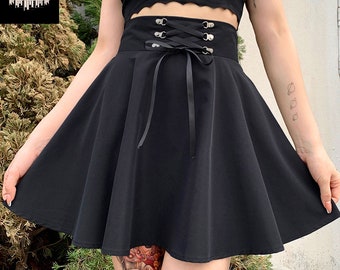 Y2K Flared Goth Schoolgirl Skirt, Dark Versatile Mini Skater Skirt, Punk High Street Harajuku Skirt, Grunge Retro Alt Girl Skirt