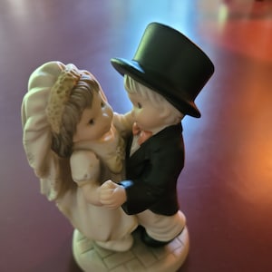Süße in Hülle und Fülle!  Vintage Hochzeitstorte Topper!  Tanzt gemeinsam davon!