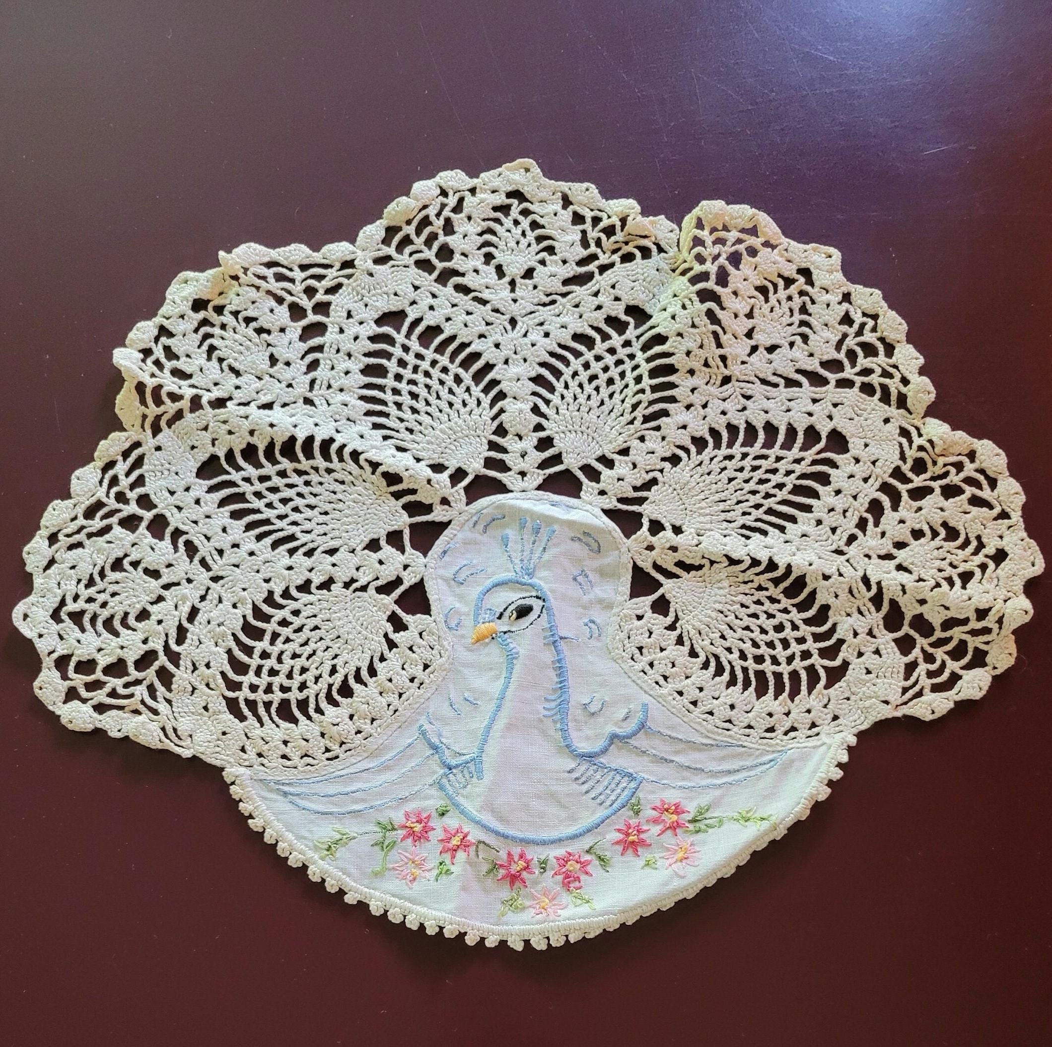 アンティーク ポワンドパリ 桜草 オーキッド イニシャルKＭ 鳥刺繍 ドイリー il_fullxfull.6536986354_n2os.jpg