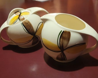Fun 60s MCM Creamer and Sugar!!  A little tilted for style ;)
