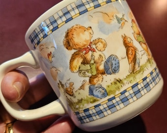 Vintage Wedgewood Child Mug..sweet teddys and perfect condition!