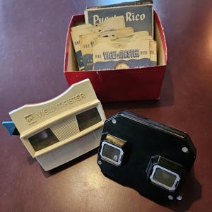 Vintage Viewmaster and a whole bunch of vintage reels...storybook, travel, culture