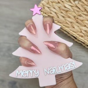 Christmas Nailfie Disc, Holiday Tree Nailfie Prop, Nail Photo Prop, Beauty Salon Prop, Nail Artist Business Tools, Gift for Nail girl