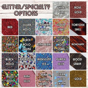 Pode incluir: Um gr&aacute;fico de op&ccedil;&otilde;es de glitter e especialidades para artesanato. As op&ccedil;&otilde;es incluem vermelho, holo prata, sonhos de unic&oacute;rnio, boas vibra&ccedil;&otilde;es, casco de tartaruga, festa, peda&ccedil;o de holo preto, p&eacute;rola rosa, estrelas de holo prata, mogno, holo preto, estrelas patri&oacute;ticas, gelo iridescente, gel&eacute;ia roxa, gr&atilde;o de madeira, pontos m&uacute;ltiplos, gel&eacute;ia rosa, cora&ccedil;&otilde;es de glitter rosa, peda&ccedil;o de holo transparente e ouro.