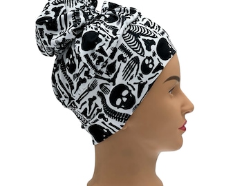 Skeleton bones Scrub cap for long hair, Surgical nurse hat with buttons (optional), Medical dental hair covering. Lightweight.