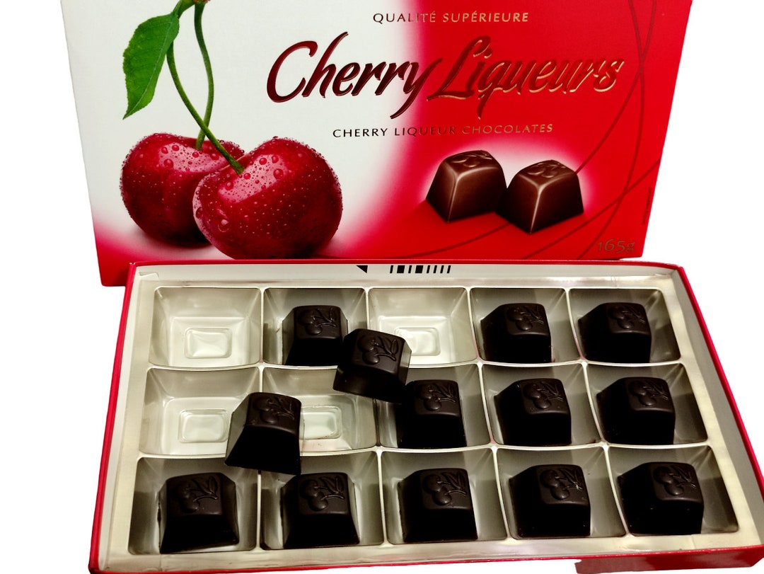 Chocolates 30 Cherry Liqueur CHRISTMAS Sweet Gift Like Ferrero MON