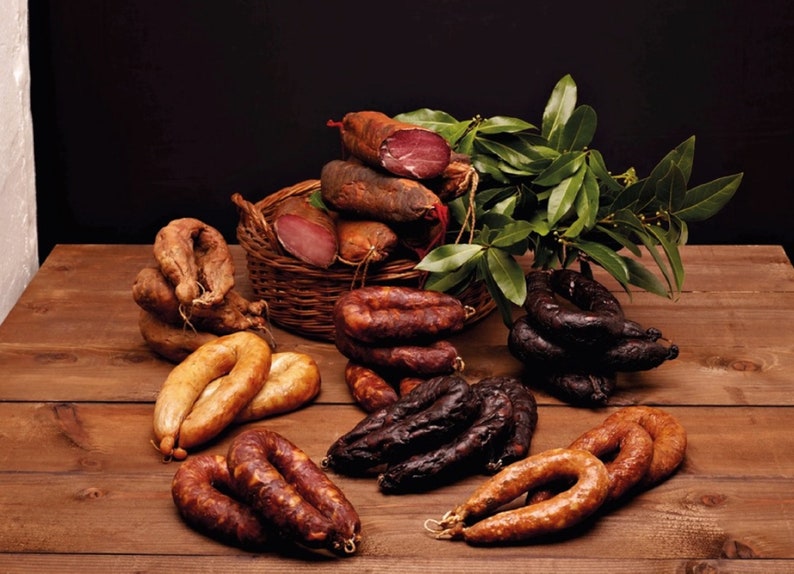 Chorizo Serra Estrela Dry Cured Natural Traditional Sausage Delicious Portugal Saucisson image 1