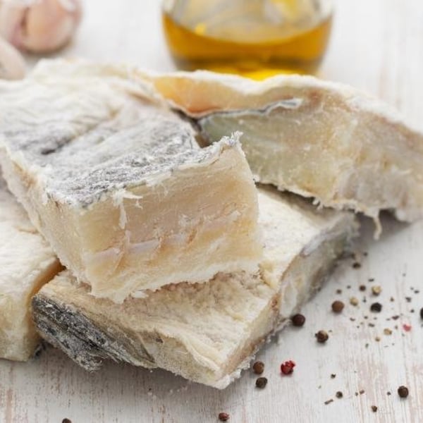 CODFISH SALTED TROCKEN 1,6 Kg Portugiese Getrocknete Bacalhau Portugal 56.44Oz - 3,53 Pfund