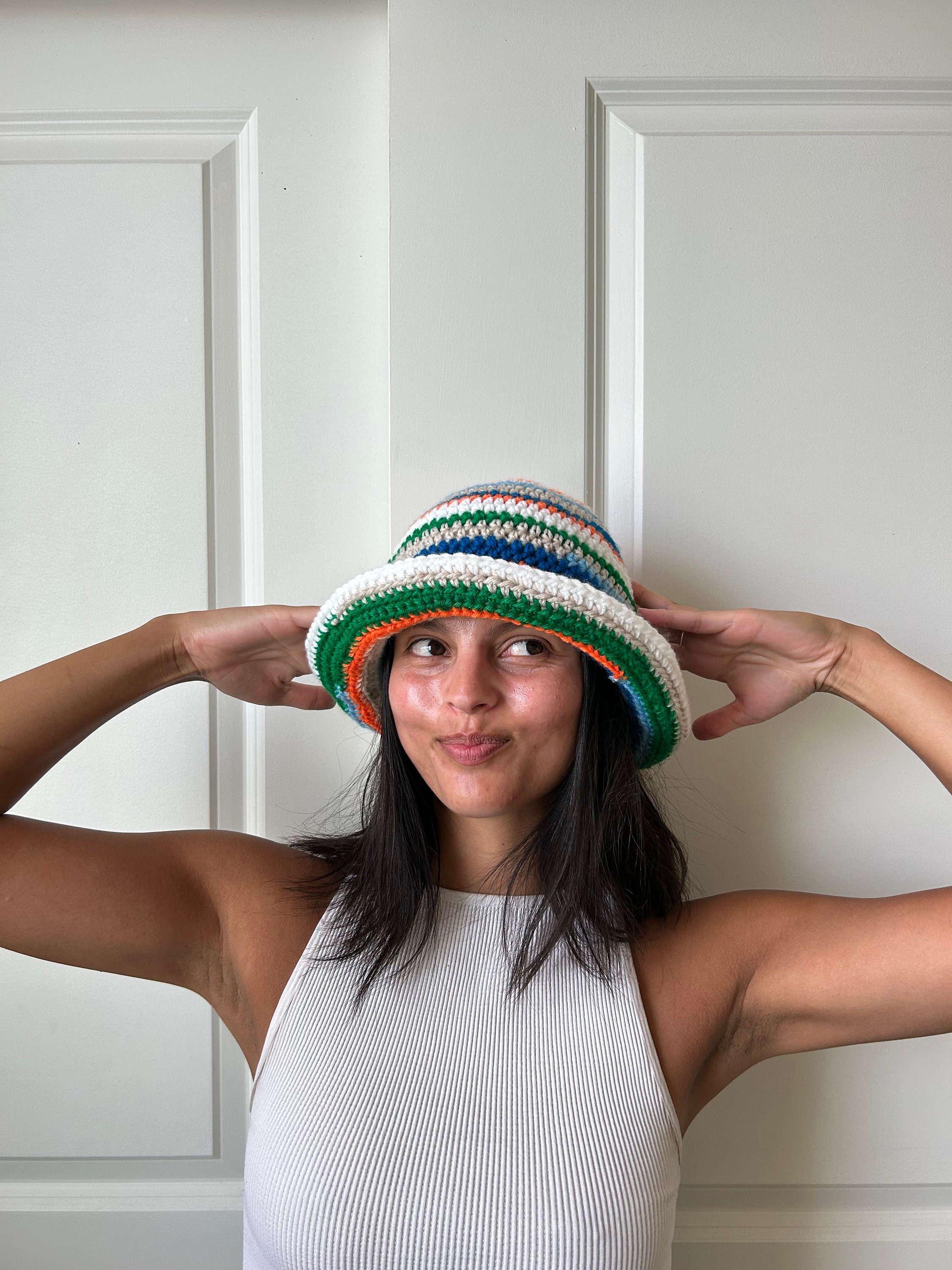 Hand crochet bucket hat with color stitch detail main image 1