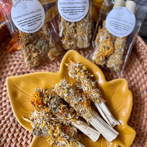 Honey Dipped Bamboo Chews ~ Gourmet Herbal Forage Dipped Chew, Rabbit, Chinchilla, Hamster & Guinea Pig Enrichment, Healthy Small Pet Treats