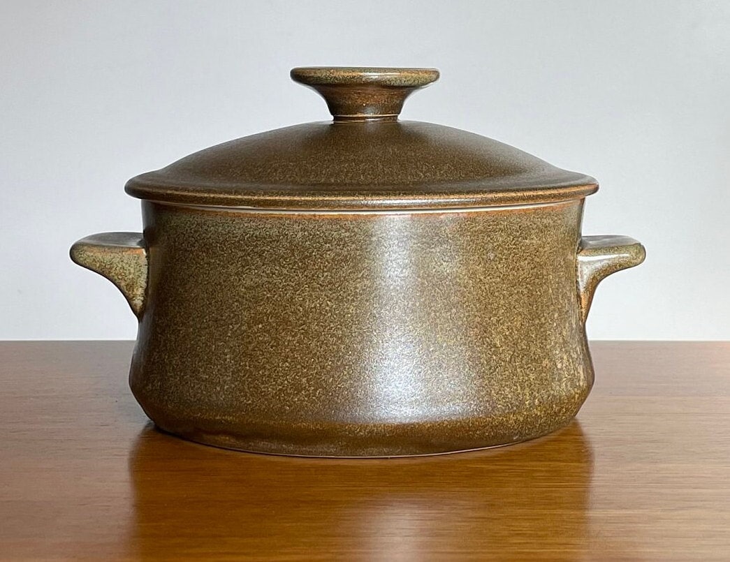 Vintage Temuka Pottery New Zealand Small Lidded Casserole Midcentury