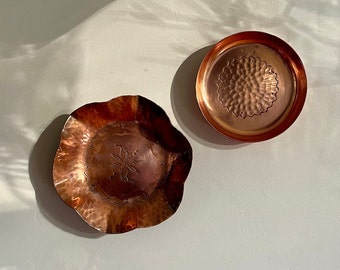 Vintage Handmade Copper Trinket Dishes by Weeda Tasmania | Thick Hand-Beaten Copper | Key Dishes | Ring Dishes | 1960s | Bellarine Bazaar