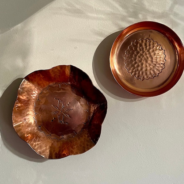 Vintage Handmade Copper Trinket Dishes by Weeda Tasmania | Thick Hand-Beaten Copper | Key Dishes | Ring Dishes | 1960s | Bellarine Bazaar