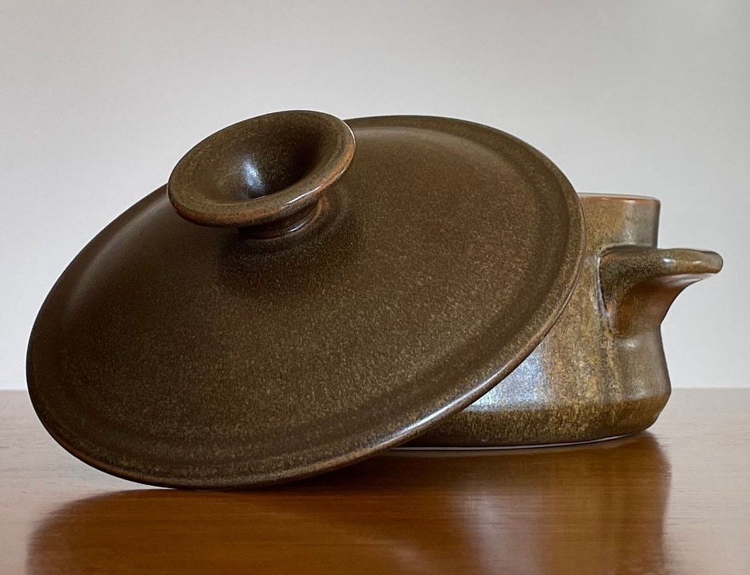 Vintage Temuka Pottery New Zealand Small Lidded Casserole Midcentury