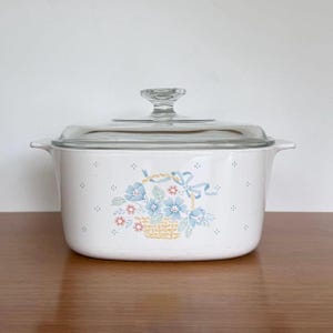 Vintage 3L Corning Ware Casserole Dish and Pyrex Lid | Hard-to-Find ‘Country Cornflower’ Design | 1980s Style | Bellarine Bazaar