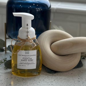 Moisturizing Foaming Hand Soap 8 oz, Healing, natural hand soap made with coconut oil, olive olive, vegetable glycerin & essential oils