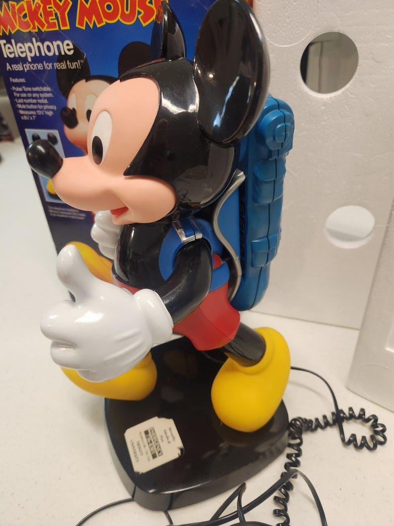 Teléfono de viaje vintage de Mickey Mouse Tyco de los años 80, con mochila, caja e instrucciones. imagen 2