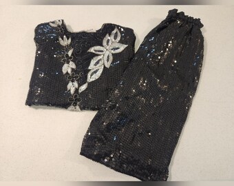 Top y falda de noche vintage con lentejuelas y cuentas negras y plateadas, talla pequeña