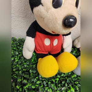 Mickey & Minnie Mouse Plush Vintage 1980s Hasbro Softies Stuffed Toy Set image 5