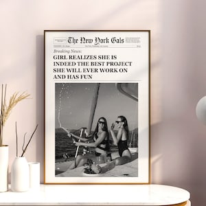 Modna sztuka ścienna, wydruk New York Times, wydruk gazety, sztuka ścienna na wózek barowy, dziewczęca sztuka ścienna, dekoracja ścienna Y2K, sztuka ścienna w akademiku, sztuka ścienna vintage