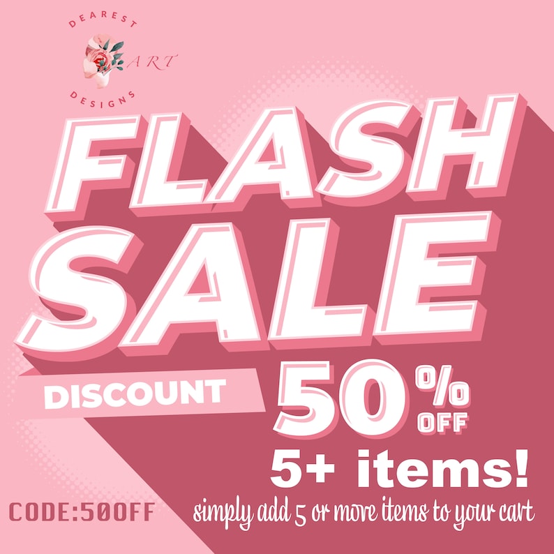 Pu&ograve; includere: Grafica rosa e bianca con il testo "FLASH SALE" in grandi lettere bianche con un contorno rosa. Il testo "DISCOUNT 50% OFF" &egrave; sotto il testo di vendita. Il testo "5+ items!" &egrave; sotto il testo di sconto. Il testo "CODE:500FF simply add 5 or more items to your cart" &egrave; in fondo alla grafica.