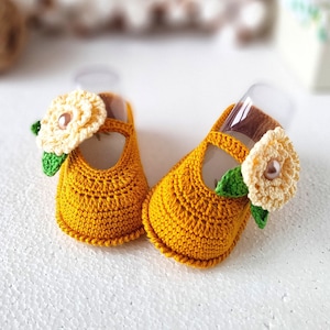 Crochet Baby Shoes Pattern, Newborn Slippers, Crocheted Sandals for Girls, English Patterns, Easy Crochet Baby Bootie Pattern