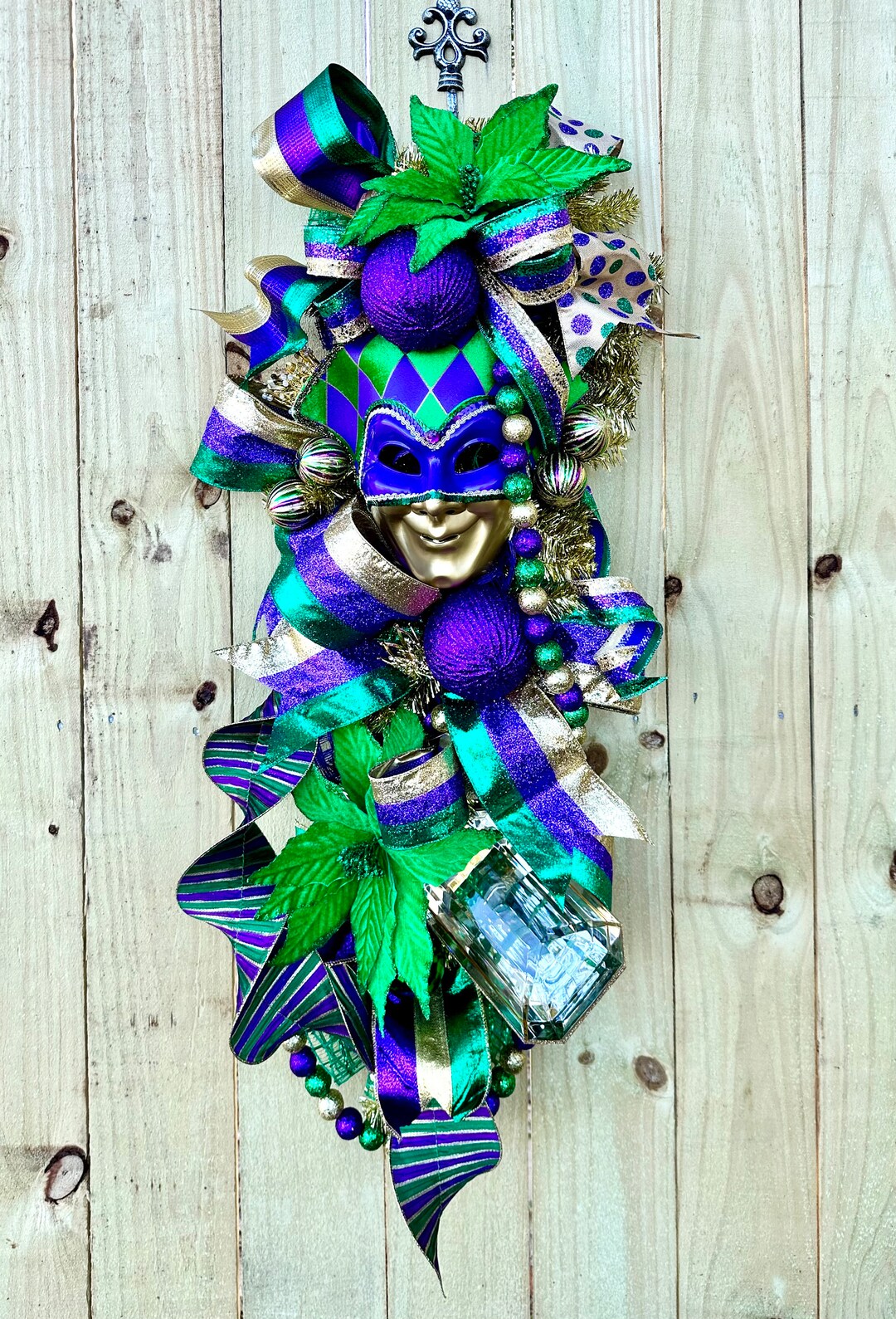 how to make a mardi gras swag