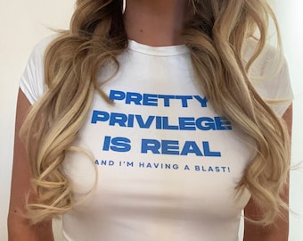 Pretty Privilege Baby Crop Tee - Inspired Y2K Crop Top- Trendy Graphic Slogan Cute Baby Tee Y2K Vibes Cute Graphic Top