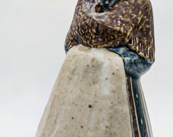 ビング＆グロンダールの大きなヴィンテージ磁器の置物 - 民族衣装を着