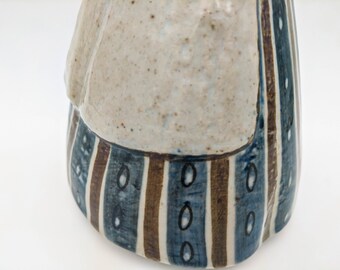 ビング＆グロンダールの大きなヴィンテージ磁器の置物 - 民族衣装を着