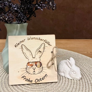 Kleiner Wunscherfüller zu Ostern aus Holz - personalisiert