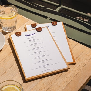 Support de menu en bois pour restaurant avec option de gravure du logo, Tableau de menu personnalisé, Menu de table personnalisé, Menu de mariage, Menu de café, Menu de bar