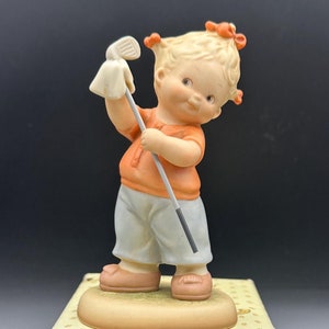 Enesco Memories Of Yesterday You Wont Catch Me Being A golf Widow Boxed