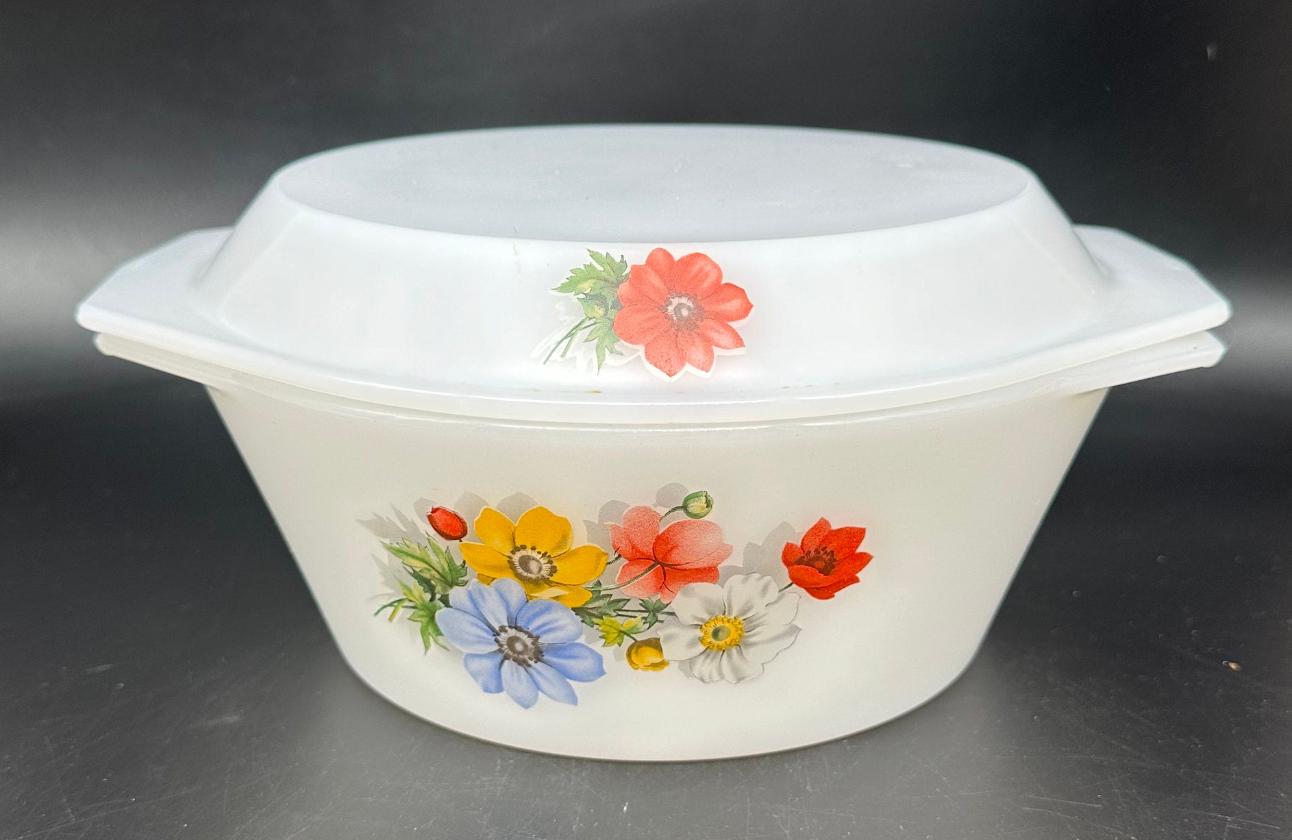 Lot 6 SALADIER PLAT CREUX four fleurs décor NARCISSE Arcopal france vintage