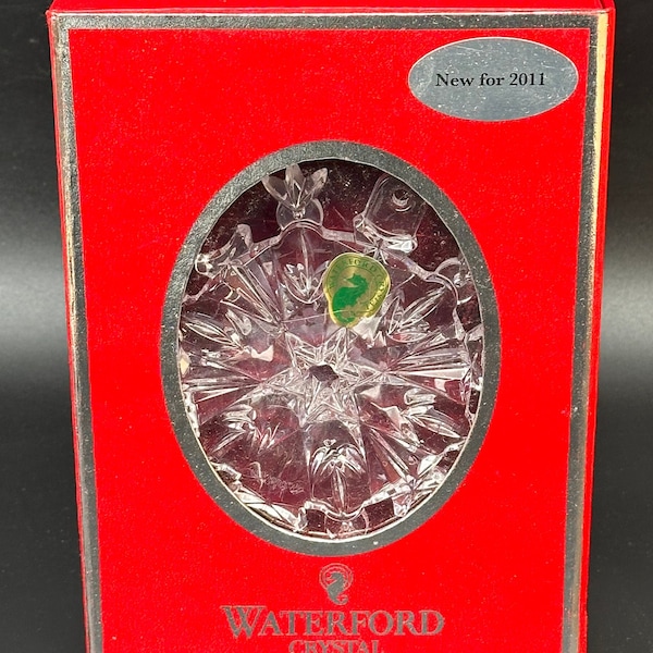 Waterford Crystal snowflake 2011 Christmas decoration in presentation box