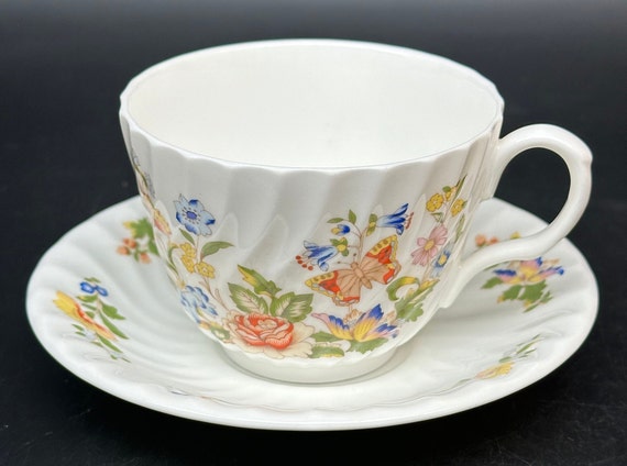 エインズレイ AYNSLEY カップ&ソーサー 希少 アセンズローズ エインズレイ AYNSLEY カップ&ソーサー 希少 アセンズローズ