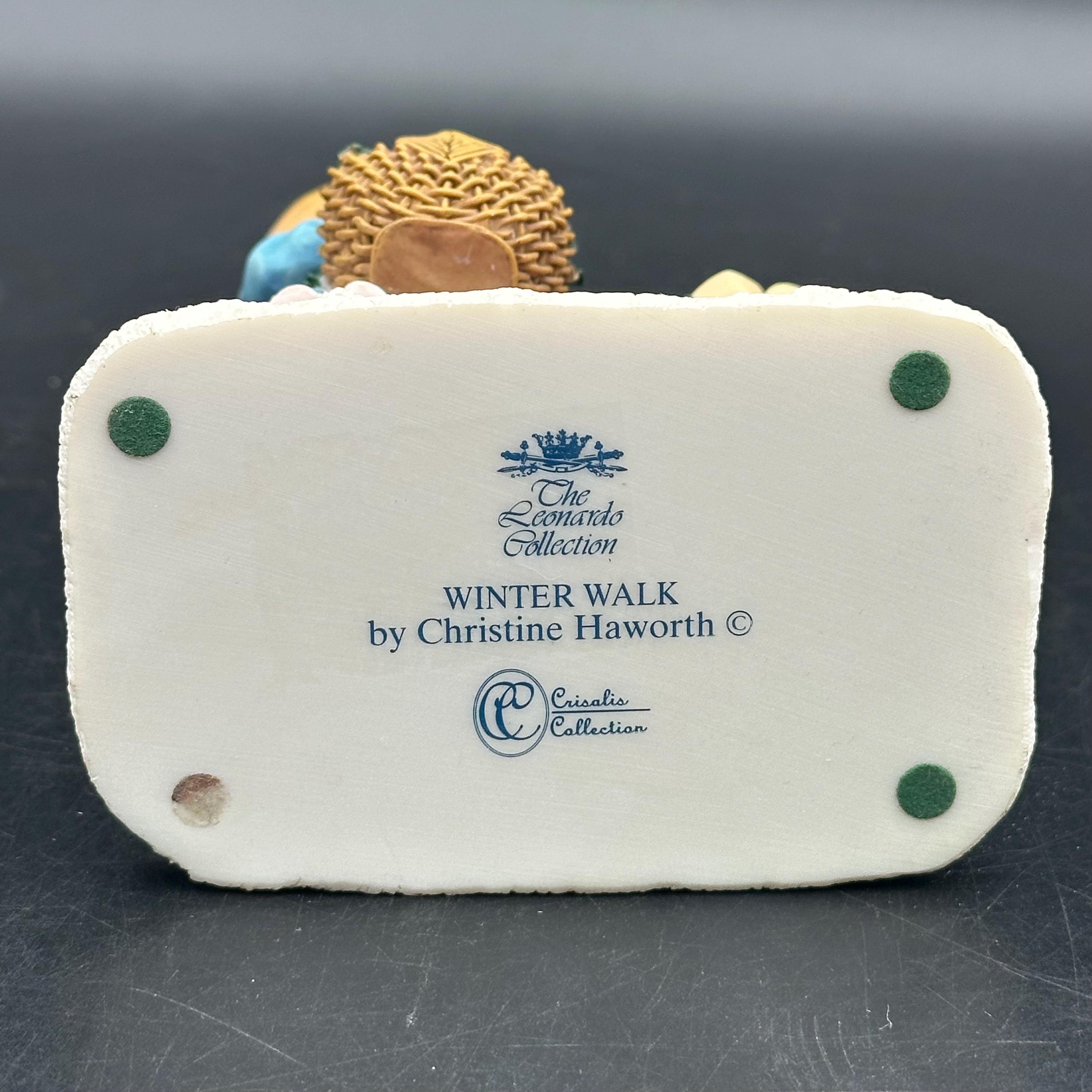ヴィンテージ　レオナルドコレクションクリスティンハワースWINTER WALK Christine Haworth Winter Walk Figurine Theleonardo Collection - Etsy