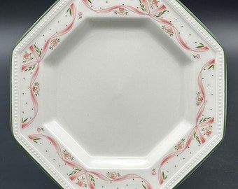 Johnson Brothers Floral Garland Side / Tea Plate 6"