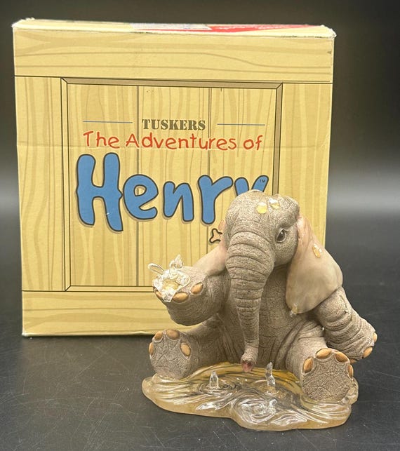 Sculpture ornement d'éléphant Tuskers HENRY « WOBBLY WALK