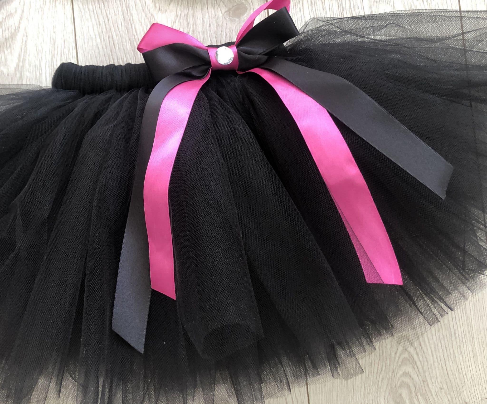 Schwarzes Katzenkostüm Für Mädchen – Mit LED-Katzenohren, Tutu-Rock, Schwanz & Fliege, Größe M, Für Halloween & Cosplay