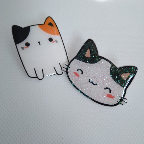 Kitty pin Shrink plastic and Resin 3-1/2cm x 3cm other 4-1/2cm x 3cm