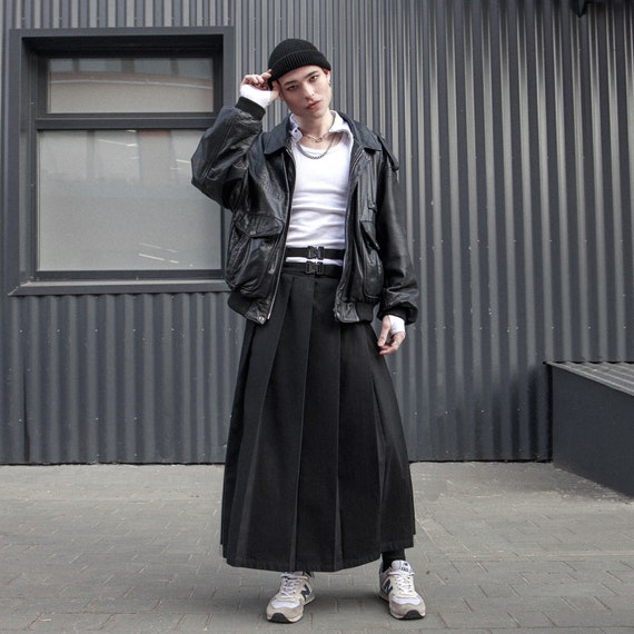 Extra long pleated skirt online