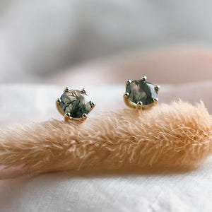 14K Solid Gold Runde Moosachat Ohrstecker fadenlose Push Pin Bolzen Runde Knorpel Helix Bolzen Conch Ohrring Flachen Rücken Ohrring.