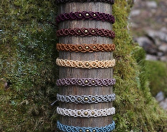 Handgemaakte Micro Macrame Hippie Armbanden, Geknoopte Filigraan Messing Kralen Pols Trinket, Verstelbare Vriendschap Boho Polsbandje