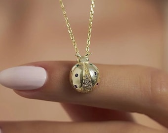 Gold Marienkäfer Halskette für Frauen, Marienkäfer Halskette, Glück Halsketten-Anhänger, Geburtstagsgeschenk für sie, handgemachtes Geschenk, Weihnachtsgeschenk Schmuck