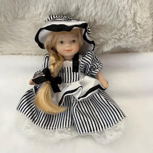 Haunted Doll - Lydia - Funny/Active/Loves Art/ Positive/Pocket Spirit/Beginner Friendly