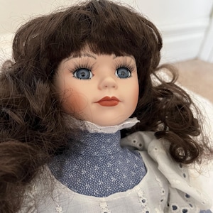 Haunted Doll - Melinda - Positive - Beginner Friendly - Active