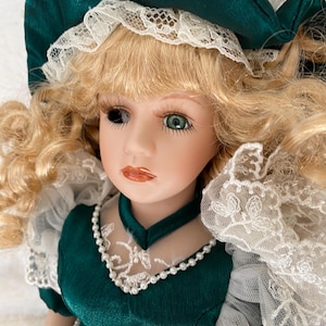 Haunted Doll - Kirsten/Extremely Active/Neutral